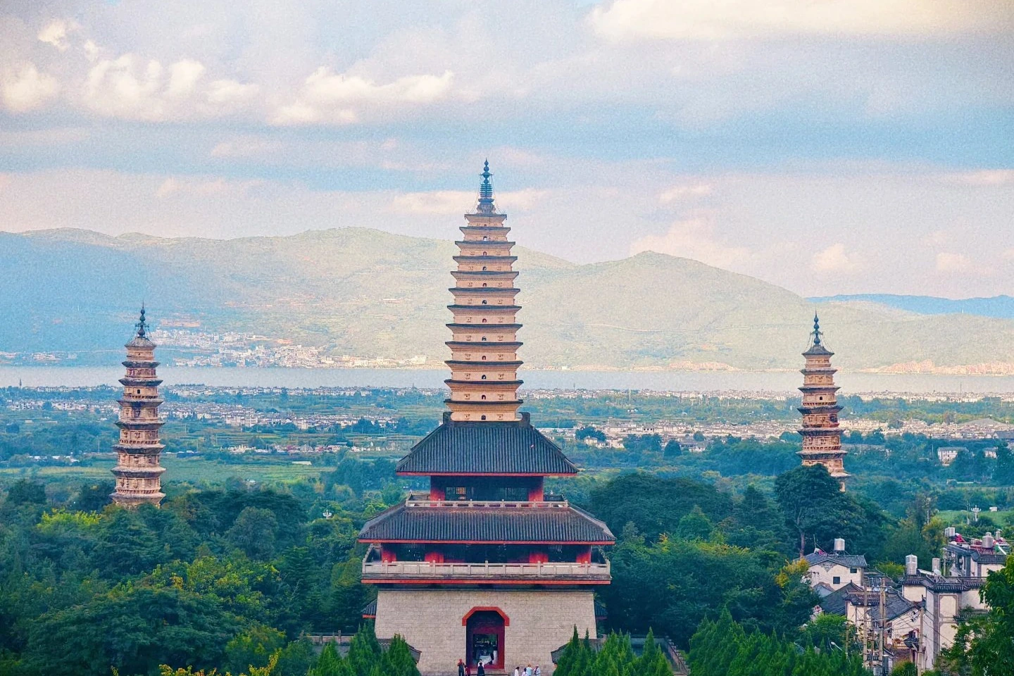 Chongsheng Temple Three Pagodas against Cangshan Mountain