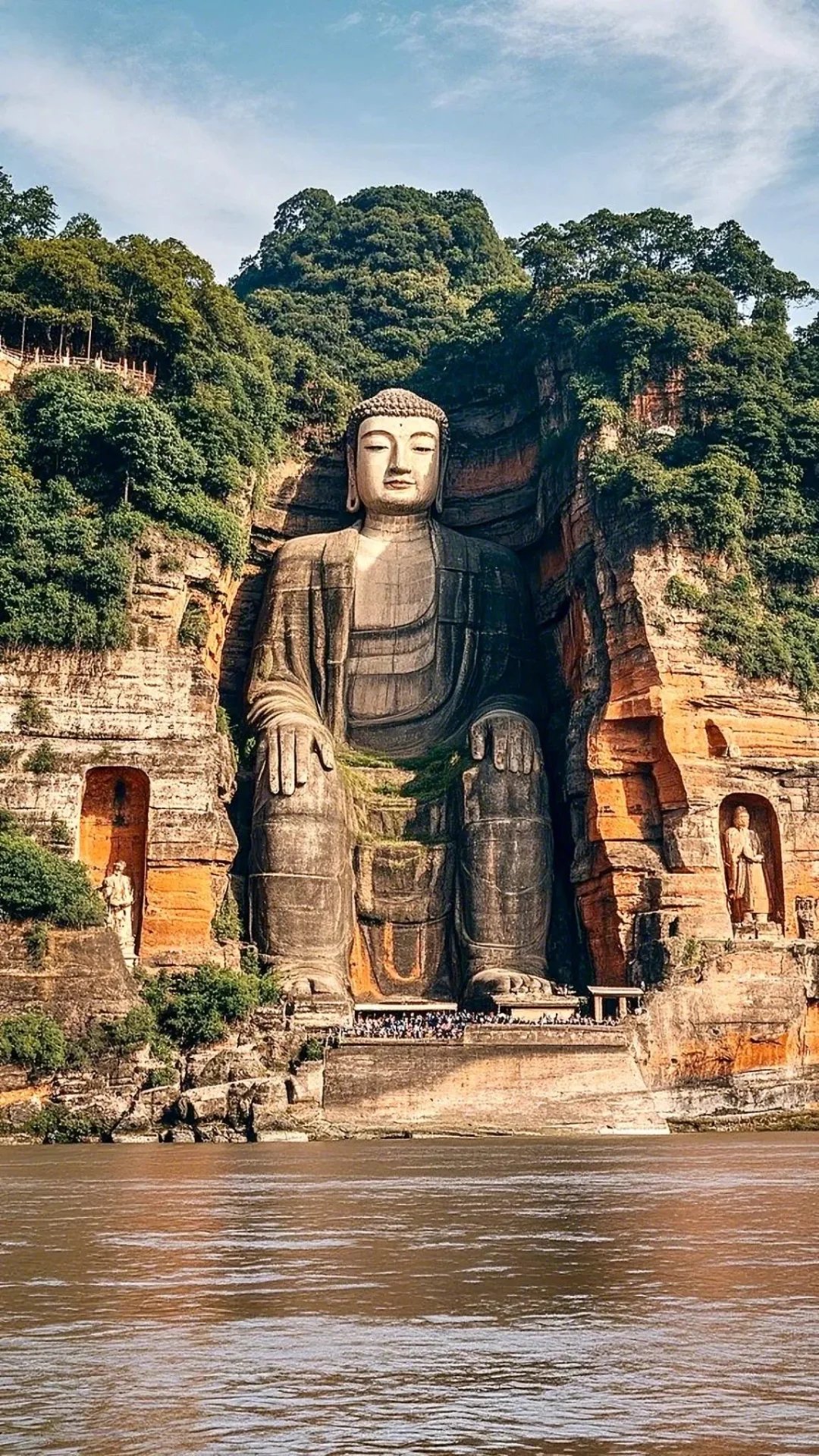 Leshan Giant Buddha - Beijing attraction