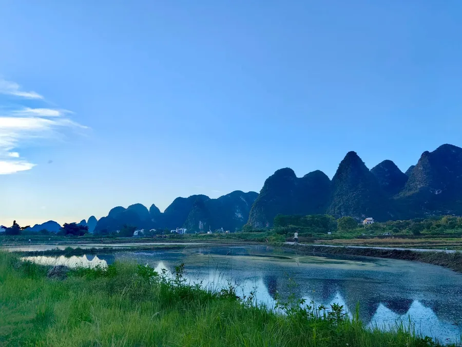 Karst peaks along the Ten-Mile Gallery countryside road near Yangshuo